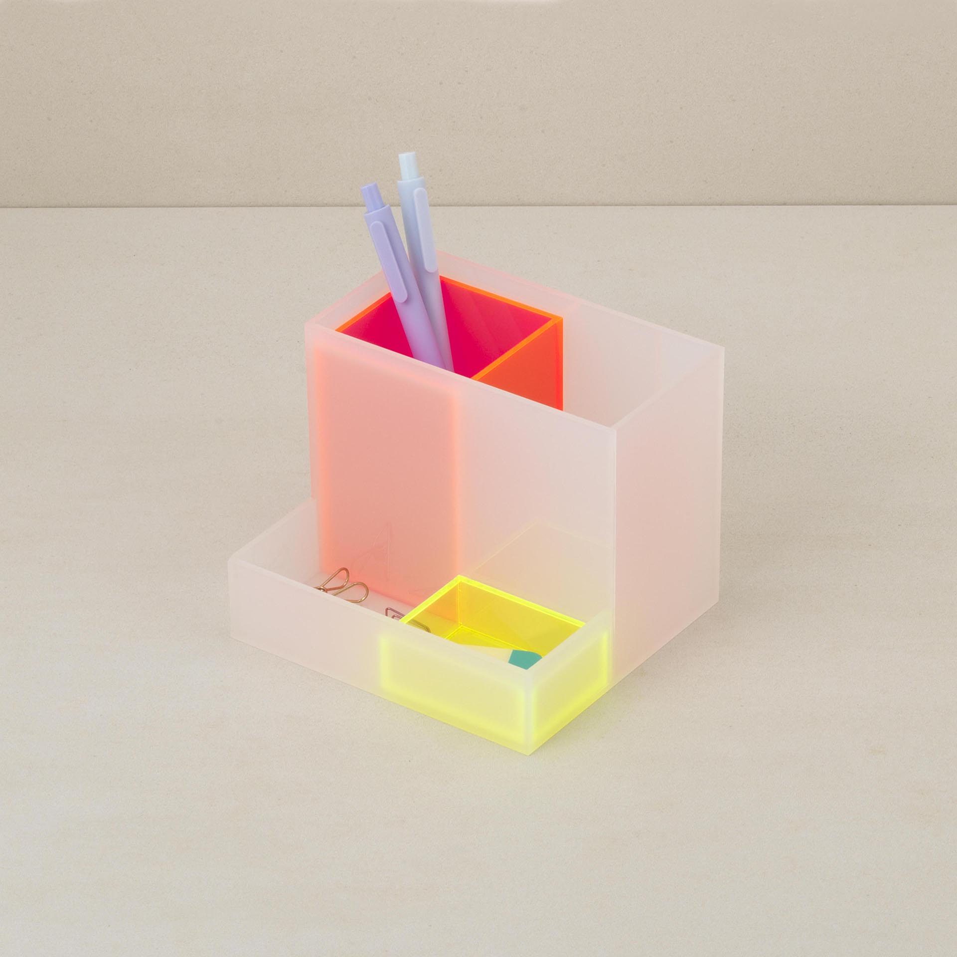 AC-2521 - Sheer Stationery Organizer