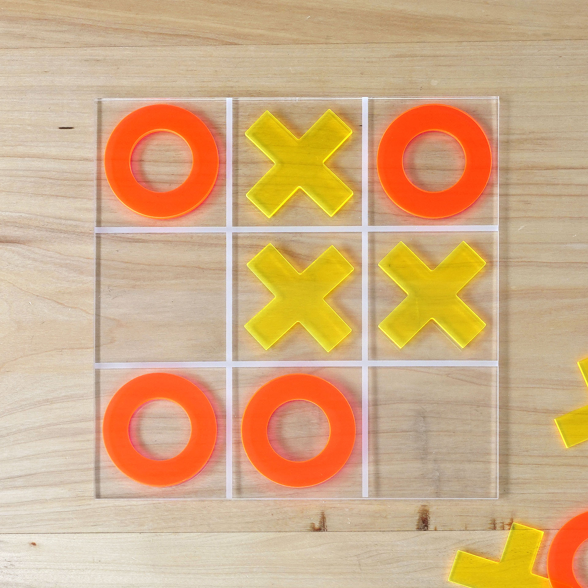 WB-2309/L - Tic Tac Toe