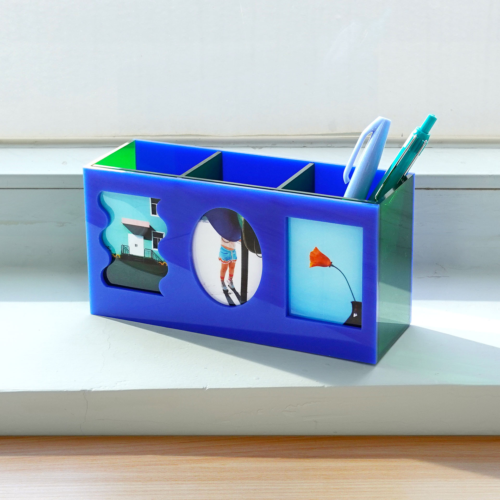 WB-2312 - Instax Trio Pen Holder